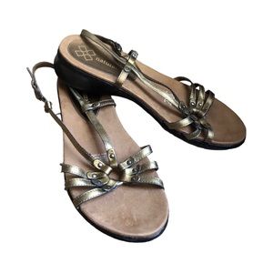 Women’s Naturalizer Gold Strappy Sandals
